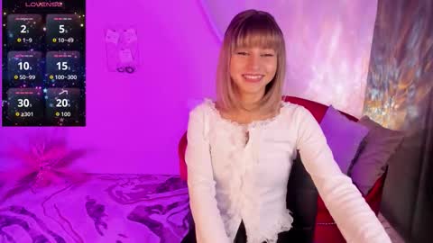 Snapshot of charmbianca chatting on November 29, 2025, 12:19 pm Bianca online show from November 29, 2025, 12:19 pm