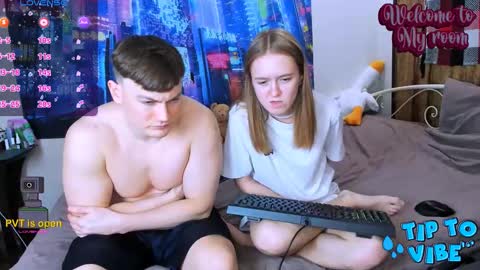 Snapshot of charming_berry_ chatting on February 12, 2025, 7:35 pm Lisa online show from February 12, 2025, 7:35 pm