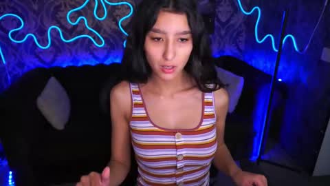 Snapshot of charmmocco chatting on January 28, 2025, 8:04 am SweetMoco online show from January 28, 2025, 8:04 am