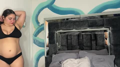 Sam and mike online show from November 9, 2025, 11:19 am