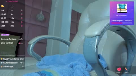 Andrea online show from December 10, 2024, 3:55 pm