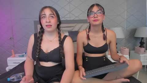 Snapshot of charylin chatting on May 27, 2026, 5:04 am Chary online show from May 27, 2026, 5:04 am