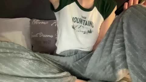 Vicky online show from October 18, 2025, 6:19 pm