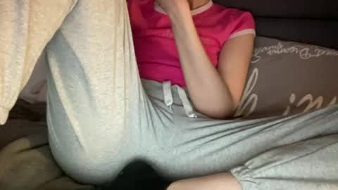 Snapshot of chase_vicky chatting on June 29, 2026, 7:47 pm Vicky online show from June 29, 2026, 7:47 pm