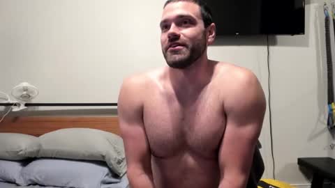 Snapshot of chasemason20 chatting on January 14, 2025, 2:29 am Onlyfans chasingfit Instagram the arguer Twitter chasingfitOF online show from January 14, 2025, 2:29 am