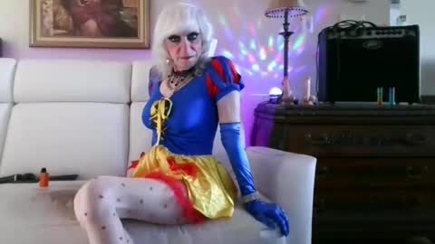 Snapshot of chaton897 chatting on March 6, 2026, 5:53 pm kitty or chaton897 online show from March 6, 2026, 5:53 pm