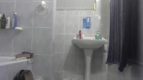 Snapshot of chaturbatordeluxe chatting on February 7, 2026, 3:21 am chaturbatordeluxe online show from February 7, 2026, 3:21 am