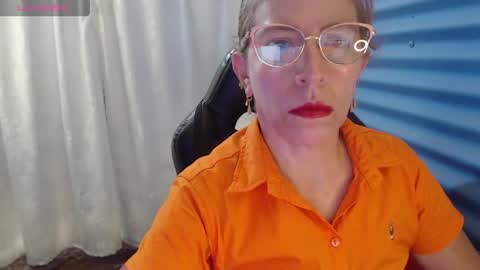 CHAYLA VICTORIA RUIZ  online show from April 9, 2026, 3:39 pm
