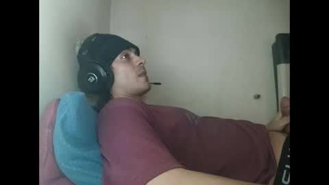 OnlyChayno online show from April 16, 2026, 5:41 am