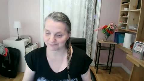 chealsiek online show from May 16, 2026, 12:40 am