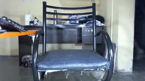 Snapshot of checho29081 chatting on February 7, 2026, 9:57 am checho29081 online show from February 7, 2026, 9:57 am