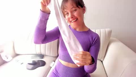 Snapshot of cheek_chic12 chatting on January 23, 2025, 7:18 pm Regina Phalange online show from January 23, 2025, 7:18 pm