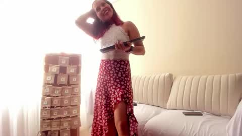 Snapshot of cheek_chic12 chatting on December 4, 2025, 9:01 pm Regina Phalange online show from December 4, 2025, 9:01 pm