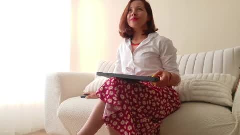 Snapshot of cheek_chic12 chatting on April 13, 2026, 8:25 pm Regina Phalange online show from April 13, 2026, 8:25 pm