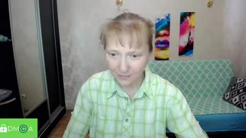 cheerful_madam1 online show from May 14, 2026, 9:38 am