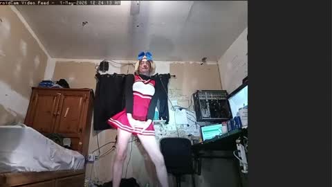 Snapshot of cheerleader_crossdresser chatting on May 1, 2026, 7:24 am cheerleader_crossdresser online show from May 1, 2026, 7:24 am