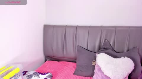 Snapshot of cheerlynn chatting on October 25, 2025, 4:02 pm Cherlyn online show from October 25, 2025, 4:02 pm