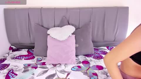 Snapshot of cheerlynn chatting on November 10, 2025, 3:33 pm Cherlyn online show from November 10, 2025, 3:33 pm