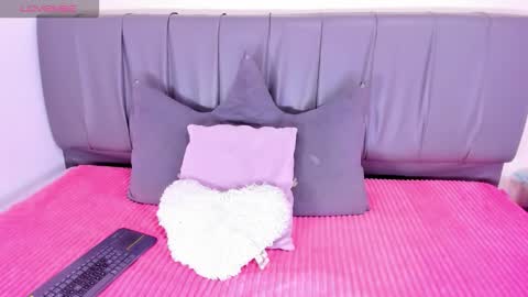 Snapshot of cheerlynn chatting on November 24, 2025, 3:56 pm Cherlyn online show from November 24, 2025, 3:56 pm