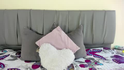 Snapshot of cheerlynn chatting on December 5, 2025, 2:25 pm Cherlyn online show from December 5, 2025, 2:25 pm