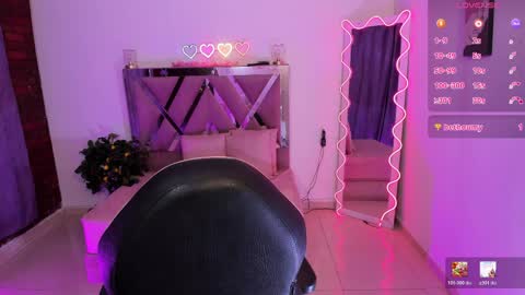 CHERRY  online show from May 13, 2026, 7:33 pm