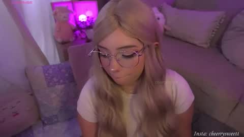 Snapshot of cheerrysweett chatting on January 31, 2026, 10:30 pm Baby Cherry online show from January 31, 2026, 10:30 pm