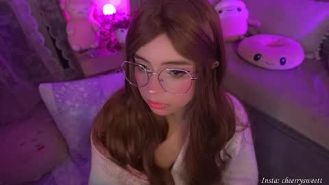 Snapshot of cheerrysweett chatting on February 5, 2026, 4:17 am Baby Cherry online show from February 5, 2026, 4:17 am