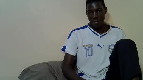 Snapshot of chekyboys_ chatting on December 3, 2025, 6:21 am chekyboys_ online show from December 3, 2025, 6:21 am