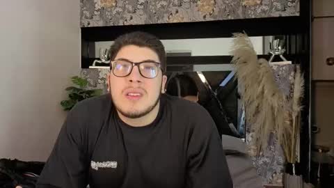   online show from January 12, 2026, 4:07 am