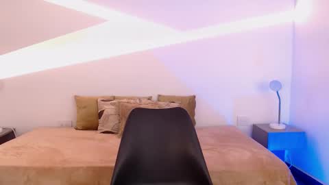 Snapshot of chel_stone chatting on February 4, 2026, 10:58 pm Chelsea online show from February 4, 2026, 10:58 pm