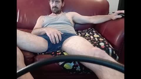 chellentrav online show from November 9, 2025, 8:01 am