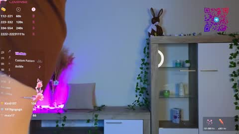 Snapshot of chelseacerys chatting on December 10, 2024, 9:33 pm Mona online show from December 10, 2024, 9:33 pm