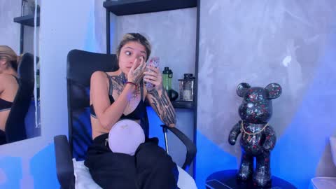Snapshot of chelseadalea chatting on January 28, 2025, 5:56 pm Chelsea online show from January 28, 2025, 5:56 pm