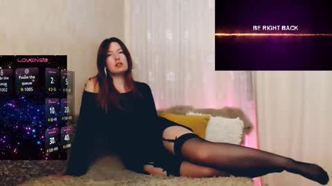 Snapshot of chelsey_rayne chatting on November 30, 2025, 2:32 pm Instagram faroffland online show from November 30, 2025, 2:32 pm