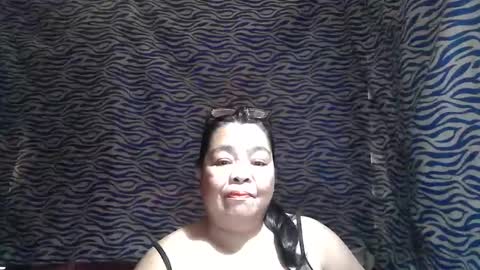 Snapshot of chenita_kits chatting on November 1, 2025, 4:25 am chenita_kits online show from November 1, 2025, 4:25 am
