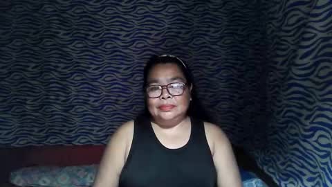 Snapshot of chenita_kits chatting on November 16, 2025, 2:22 pm chenita_kits online show from November 16, 2025, 2:22 pm