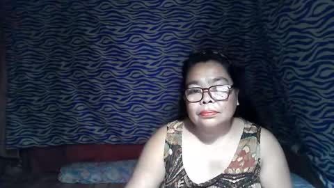 Snapshot of chenita_kits chatting on November 20, 2025, 4:29 pm chenita_kits online show from November 20, 2025, 4:29 pm