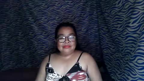 Snapshot of chenita_kits chatting on November 27, 2025, 1:35 pm chenita_kits online show from November 27, 2025, 1:35 pm