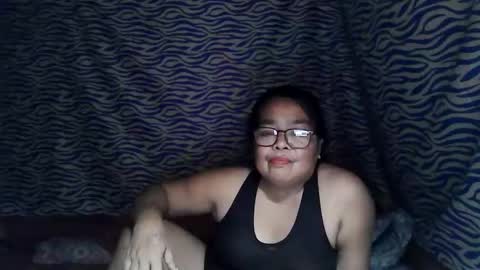 Snapshot of chenita_kits chatting on December 20, 2025, 11:39 am chenita_kits online show from December 20, 2025, 11:39 am
