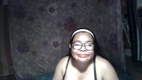 Snapshot of chenita_kits chatting on January 10, 2026, 11:45 am chenita_kits online show from January 10, 2026, 11:45 am