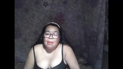 Snapshot of chenita_kits chatting on January 17, 2026, 7:06 pm chenita_kits online show from January 17, 2026, 7:06 pm