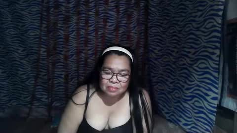 Snapshot of chenita_kits chatting on February 25, 2026, 7:23 pm chenita_kits online show from February 25, 2026, 7:23 pm