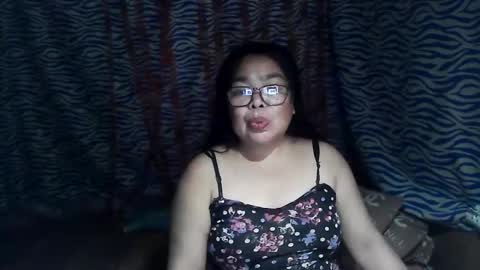 Snapshot of chenita_kits chatting on February 28, 2026, 7:15 pm chenita_kits online show from February 28, 2026, 7:15 pm