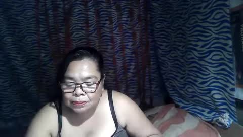 Snapshot of chenita_kits chatting on March 1, 2026, 1:24 pm chenita_kits online show from March 1, 2026, 1:24 pm