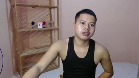 Snapshot of cheno_69 chatting on November 1, 2025, 11:18 pm im cheno online show from November 1, 2025, 11:18 pm