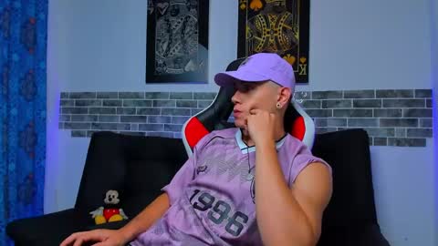 Snapshot of chepe_fit chatting on March 2, 2025, 5:33 am chepe vause online show from March 2, 2025, 5:33 am