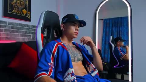 Snapshot of chepe_fit chatting on March 6, 2025, 4:30 am chepe vause online show from March 6, 2025, 4:30 am