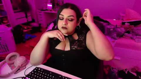 chericheesecake online show from November 1, 2025, 5:31 am