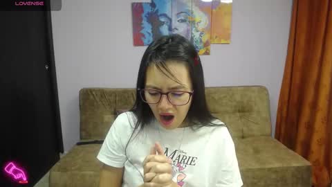 Snapshot of cherry_bigass_ chatting on March 8, 2025, 2:23 am Allison online show from March 8, 2025, 2:23 am