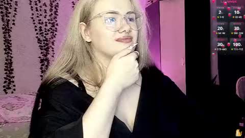 cherry_elfcat online show from June 26, 2026, 1:32 am